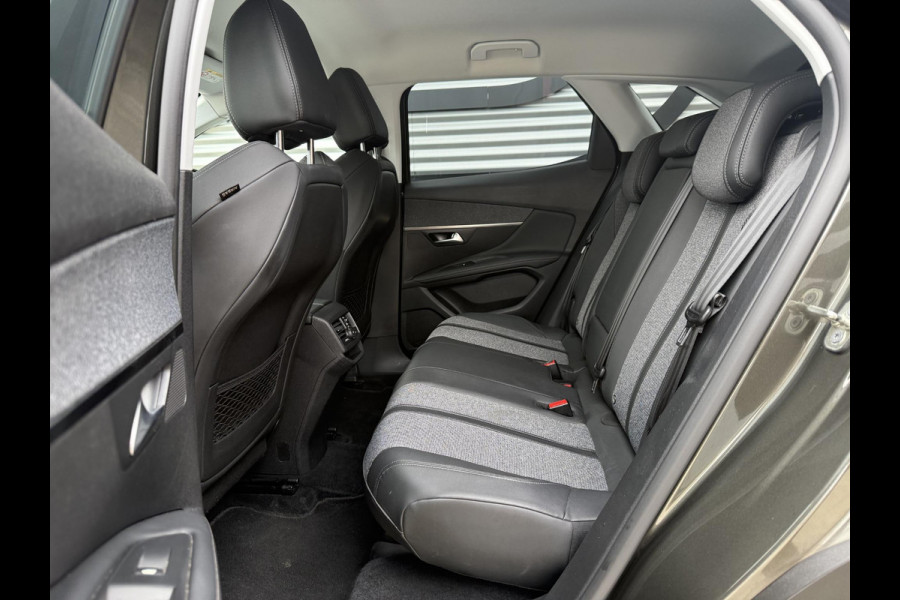 Peugeot 3008 1.2 PureTech Allure 2e Eigenaar|Navi|Carplay|Camera|Clima|Cruise|Trekhaak|Stoelverwarming|Elektr. Achterklep|APK tot 01-2027