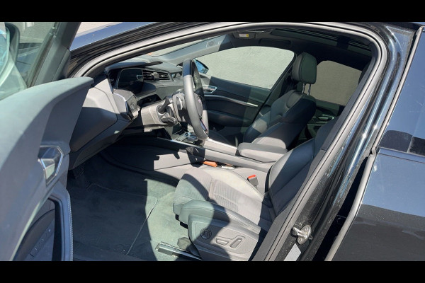 Audi e-tron Sportback 55 quattro S edition 95 kWh Panoramadak | B&O | HUD | LMV 21'' Wordt verwacht