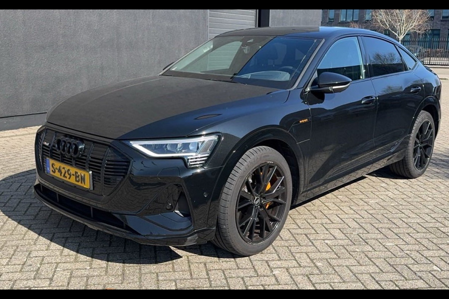 Audi e-tron Sportback 55 quattro S edition 95 kWh Panoramadak | B&O | HUD | LMV 21'' Wordt verwacht