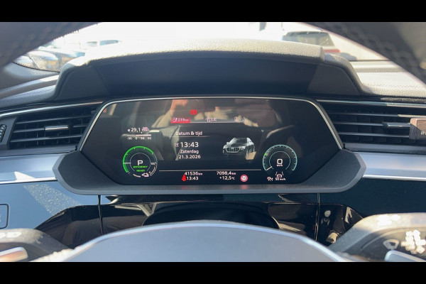 Audi e-tron Sportback 55 quattro S edition 95 kWh Panoramadak | B&O | HUD | LMV 21'' Wordt verwacht
