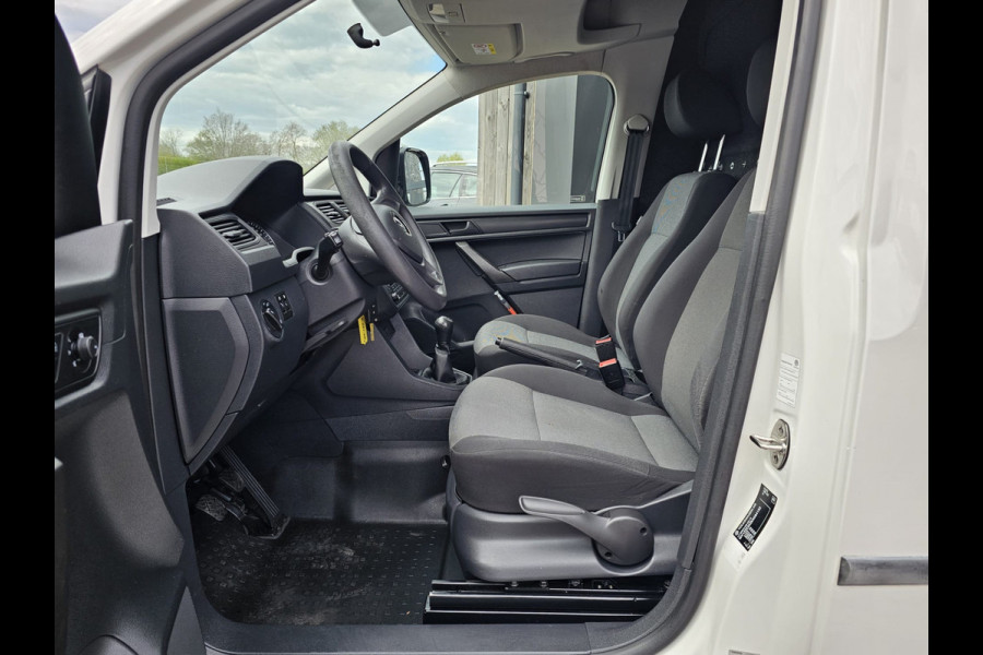 Volkswagen Caddy 2.0 TDI L1H1 BMT Trendline | Airco | Cruise | Trekhaak | All-seasons | Betimmering | Dakdragers |