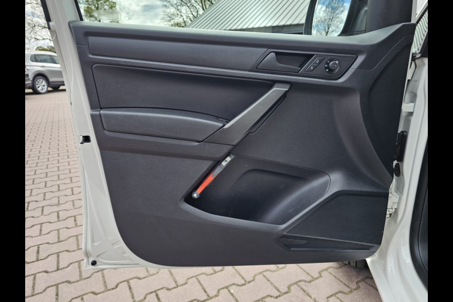 Volkswagen Caddy 2.0 TDI L1H1 BMT Trendline | Airco | Cruise | Trekhaak | All-seasons | Betimmering | Dakdragers |