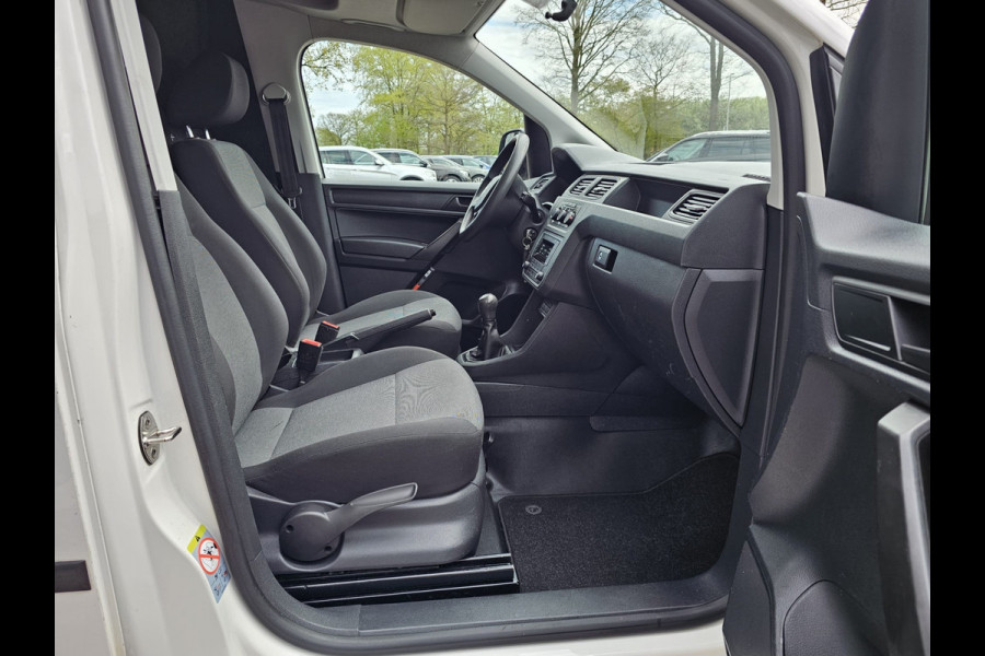 Volkswagen Caddy 2.0 TDI L1H1 BMT Trendline | Airco | Cruise | Trekhaak | All-seasons | Betimmering | Dakdragers |
