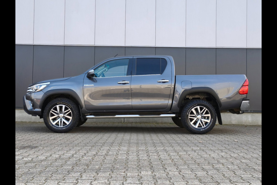 Toyota Hilux 2.4 D-4D-F DOUBLE CAB AUTOMAAT LEER 3200KG TREKHAAK CLIMATE CRUISE