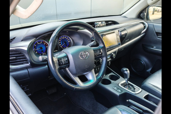 Toyota Hilux 2.4 D-4D-F DOUBLE CAB AUTOMAAT LEER 3200KG TREKHAAK CLIMATE CRUISE