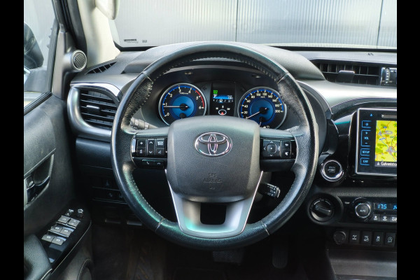 Toyota Hilux 2.4 D-4D-F DOUBLE CAB AUTOMAAT LEER 3200KG TREKHAAK CLIMATE CRUISE