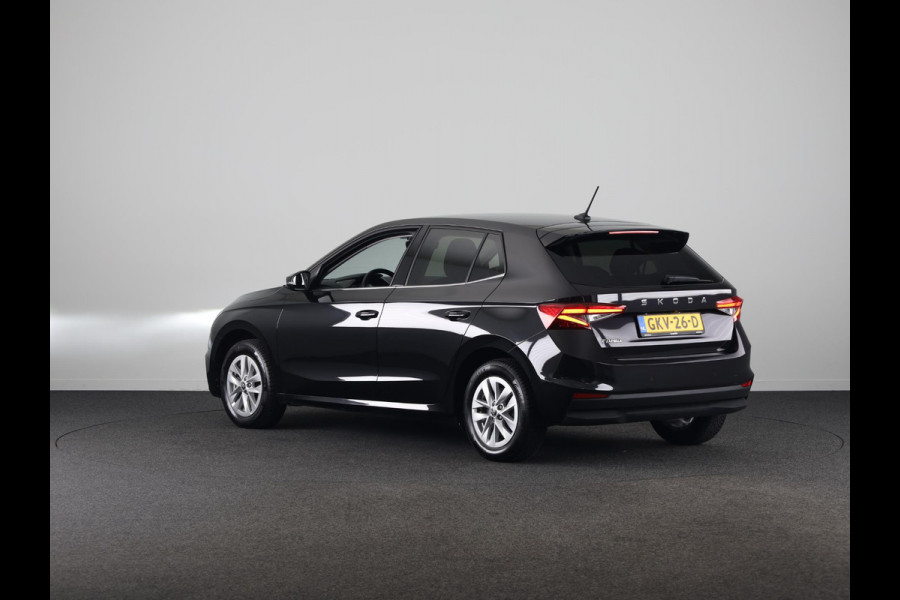 Škoda Fabia 1.0 TSI Business Edition 95 pk | Verlengde garantie | Navigatie via App | Parkeersensoren | Achteruitrijcamera | Stoelverwarming |