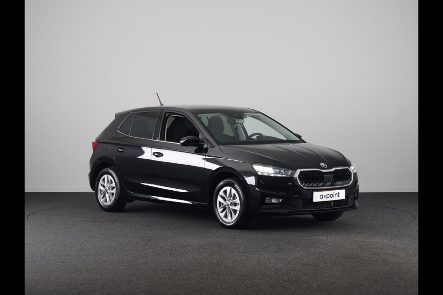 Škoda Fabia 1.0 TSI Business Edition 95 pk | Verlengde garantie | Navigatie via App | Parkeersensoren | Achteruitrijcamera | Stoelverwarming |