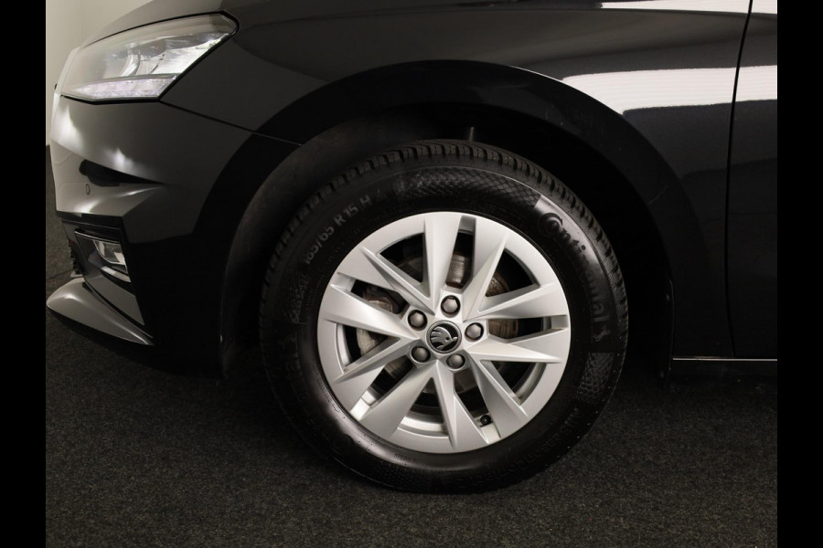 Škoda Fabia 1.0 TSI Business Edition 95 pk | Verlengde garantie | Navigatie via App | Parkeersensoren | Achteruitrijcamera | Stoelverwarming |