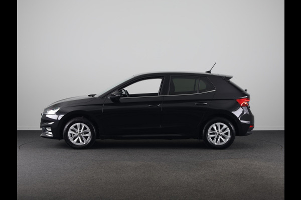 Škoda Fabia 1.0 TSI Business Edition 95 pk | Verlengde garantie | Navigatie via App | Parkeersensoren | Achteruitrijcamera | Stoelverwarming |