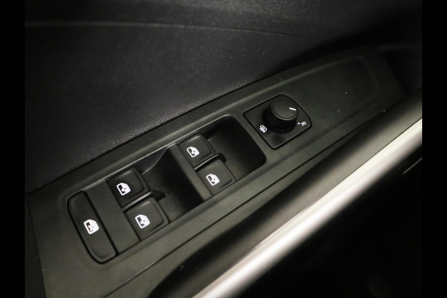 Škoda Fabia 1.0 TSI Business Edition 95 pk | Verlengde garantie | Navigatie via App | Parkeersensoren | Achteruitrijcamera | Stoelverwarming |