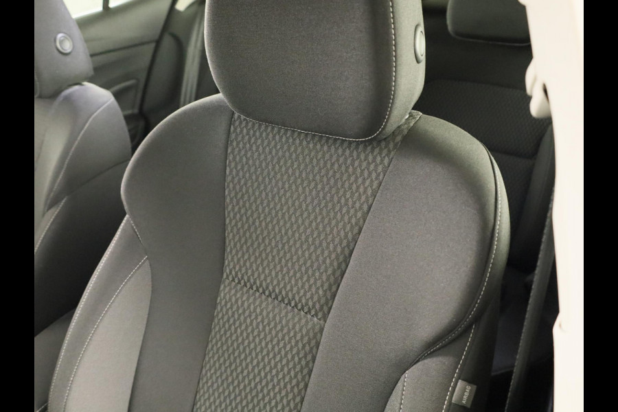 Škoda Fabia 1.0 TSI Business Edition 95 pk | Verlengde garantie | Navigatie via App | Parkeersensoren | Achteruitrijcamera | Stoelverwarming |