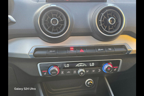 Audi Q2 35 TFSI S Line / Aut / 150 PK / TOPSTAAT / Navi / Ecc / Elek Pakket / Cruise Control / Led / Pdc / Allu Velgen