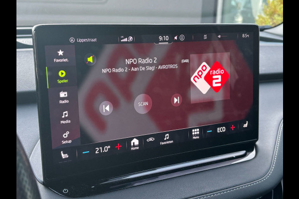 Škoda ENYAQ iV 80 Sportline / Full option! / Trekhaak / Panoramadak / 360Camera / Head-up / Leder&Alcantara / 21'' / CarPlay / Stoelverwarming 4x / Dodehoek / DAB / ACC / Warmtepomp / Zonescherm Zijruiten