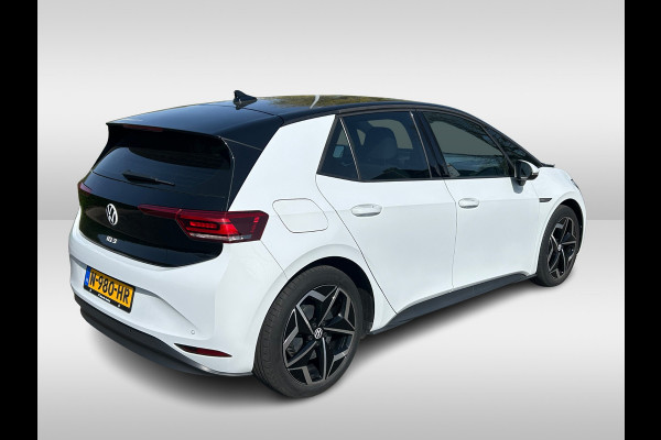 Volkswagen ID.3 Pure 45 kWh / CarPlay / Parkeerhulp V+A / 18'' / Stuur+Stoelverwarming / DAB / ACC / Warmtepomp