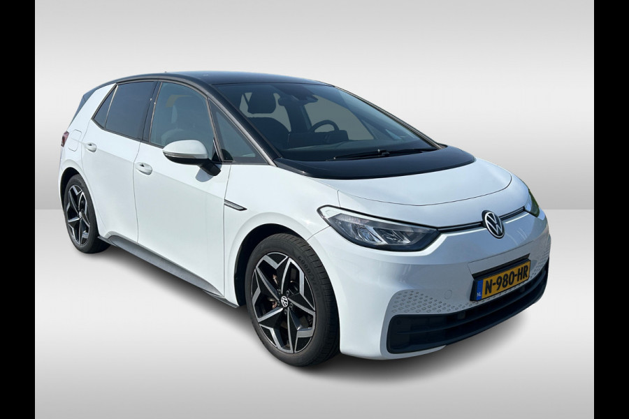 Volkswagen ID.3 Pure 45 kWh / CarPlay / Parkeerhulp V+A / 18'' / Stuur+Stoelverwarming / DAB / ACC / Warmtepomp