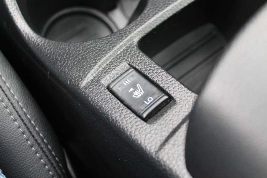 Nissan QASHQAI 1.2 Tekna / Trekhaak / Panoramadak / 360Camera / Navigatie / Keyless / Dodehoek / Cruise Control / DAB / 19''