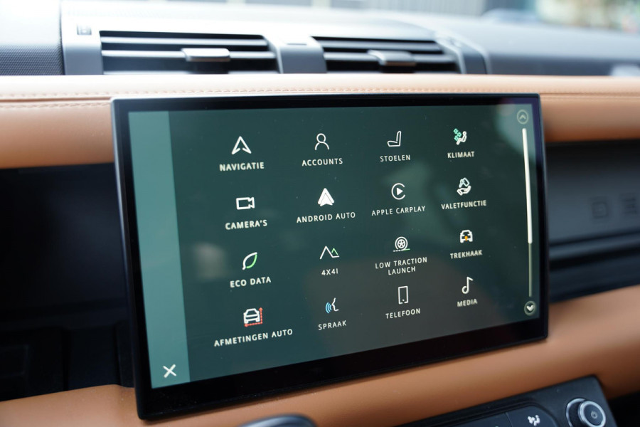 Land Rover Defender 110 P 400 E X-Dynamic HSE / Panoramadak / Meridian / BTW