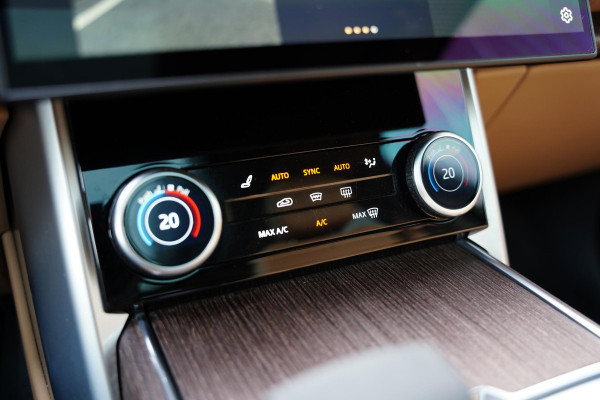 Land Rover Range Rover P 440 E SE / Nieuwe Service / Trekhaak / Stoelventilatie