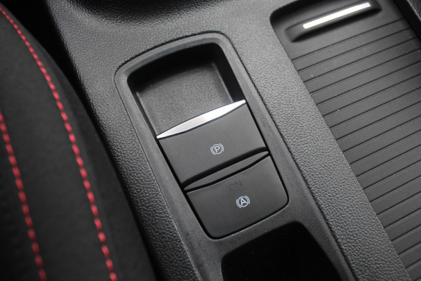 Ford Focus 1.0 EcoBoost Titanium Business / Camera / Head-up / CarPlay / Keyless / 18'' / Navigatie / Dodehoek / DAB / ACC