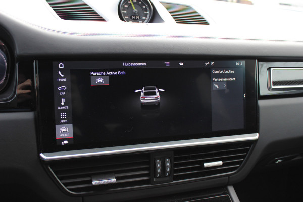 Porsche Cayenne Coupé 3.0 E-Hybrid 51.833 km! / Trekhaak / Camera / Lichtgewichtpakket / Carbon intr. / Luchtvering / 22'' / Softclose / Boxe / Sportstoelen / Sportdesign+Chrono / DAB / Stoelverwarming / Cruise Control