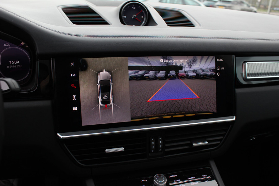 Porsche Cayenne Coupé 3.0 E-Hybrid Platinum Edition / Panoramadak / 360Camera / Luchtvering / 21'' / Sfeerverlichting / Sportchrono / Bose / Keyless / Sportuitlaat / Dodehoek / DAB / Stoelverwarming / ACC