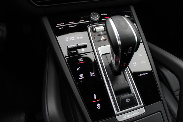 Porsche Cayenne Coupé 3.0 E-Hybrid Platinum Edition / Panoramadak / 360Camera / Luchtvering / 21'' / Sfeerverlichting / Sportchrono / Bose / Keyless / Sportuitlaat / Dodehoek / DAB / Stoelverwarming / ACC