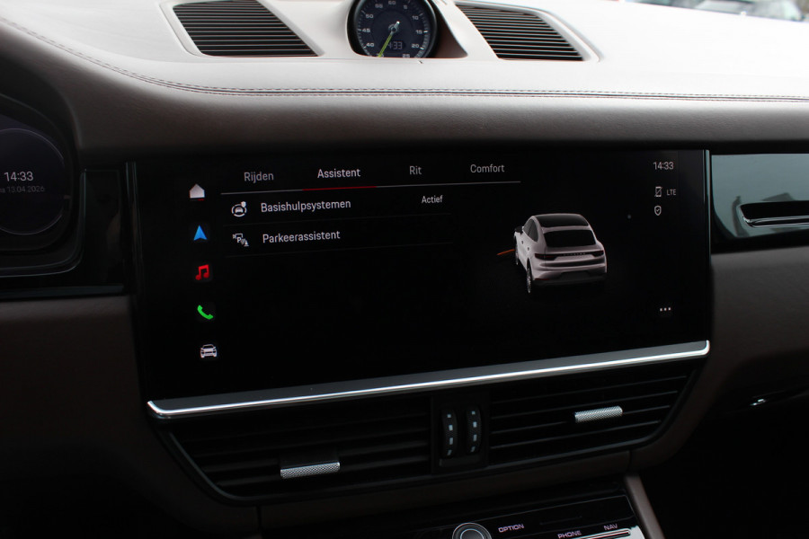 Porsche Cayenne Coupé 3.0 E-Hybrid / Panoramadak / 360Camera / Sportdesign+Chrono / Luchtvering / 22'' / Sportuitlaat / Dodehoek / DAB / Bose / Stoelverwarming 4x / Cruise Control