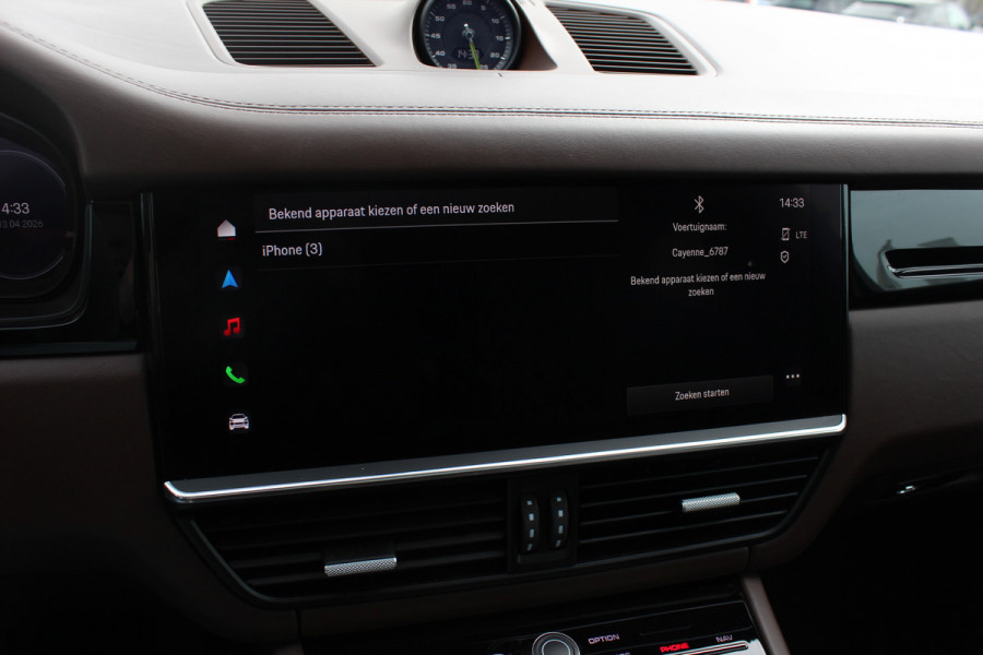 Porsche Cayenne Coupé 3.0 E-Hybrid / Panoramadak / 360Camera / Sportdesign+Chrono / Luchtvering / 22'' / Sportuitlaat / Dodehoek / DAB / Bose / Stoelverwarming 4x / Cruise Control