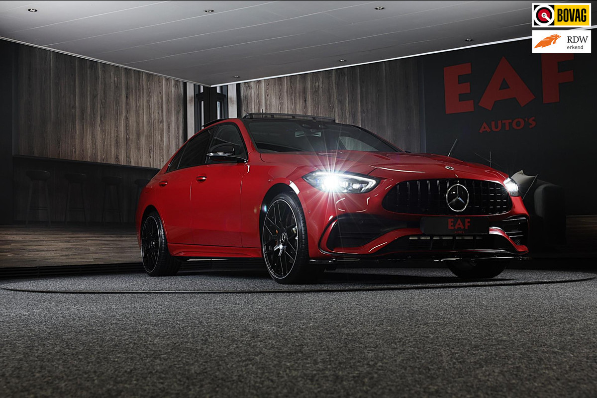 Mercedes-Benz C-Klasse 300 e AMG 63 Look / Burmester / Head Up / 360 Camera / Acc / Elek Stoelen / Full Leder / Open Pano / 20 Inc