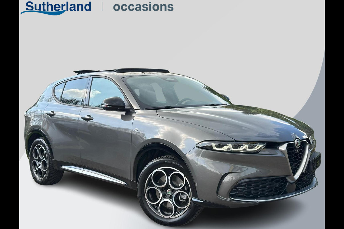 Alfa Romeo Tonale 1.3T PHEV Ti | 360 graden camera | Panoramadak | Stoelverwarming | Navigatiesysteem | Adaptive cruise control | Camera