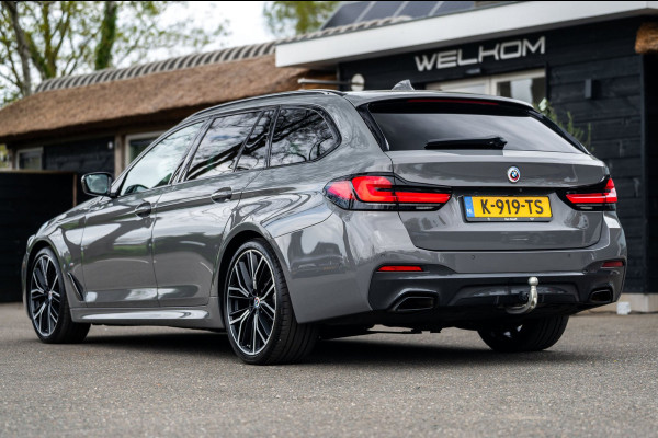 BMW 5 Serie Touring 520d High Executive M-Pakket I Pano I Trekhaak I Laser I