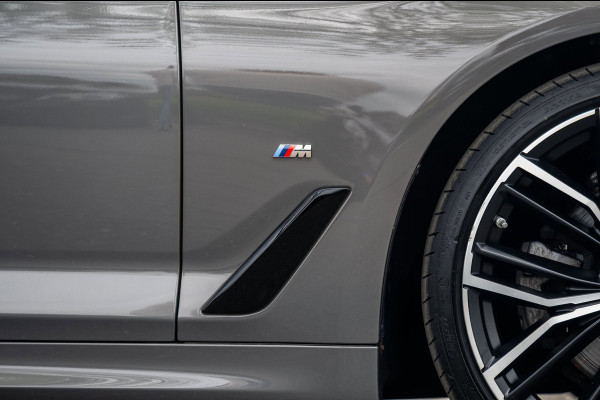 BMW 5 Serie Touring 520d High Executive M-Pakket I Pano I Trekhaak I Laser I