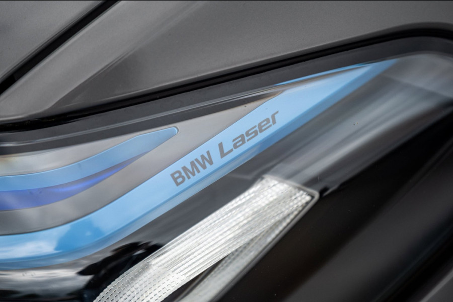 BMW 5 Serie Touring 520d High Executive M-Pakket I Pano I Trekhaak I Laser I