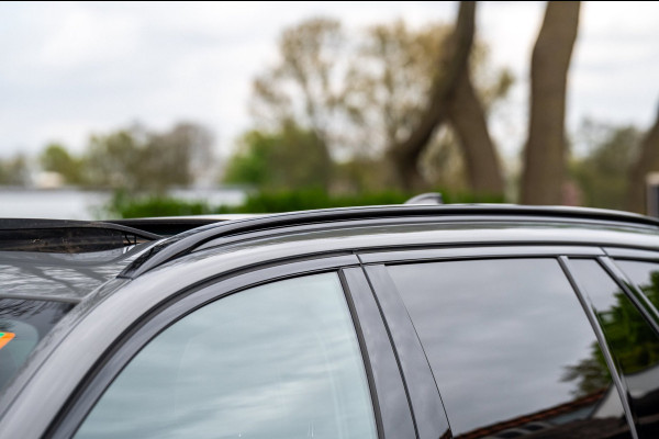 BMW 5 Serie Touring 520d High Executive M-Pakket I Pano I Trekhaak I Laser I