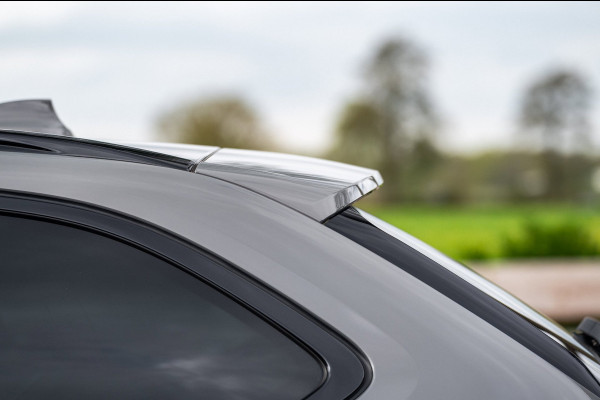 BMW 5 Serie Touring 520d High Executive M-Pakket I Pano I Trekhaak I Laser I