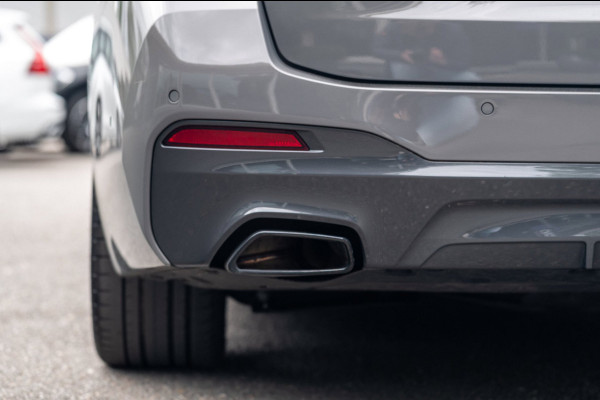 BMW 5 Serie Touring 520d High Executive M-Pakket I Pano I Trekhaak I Laser I