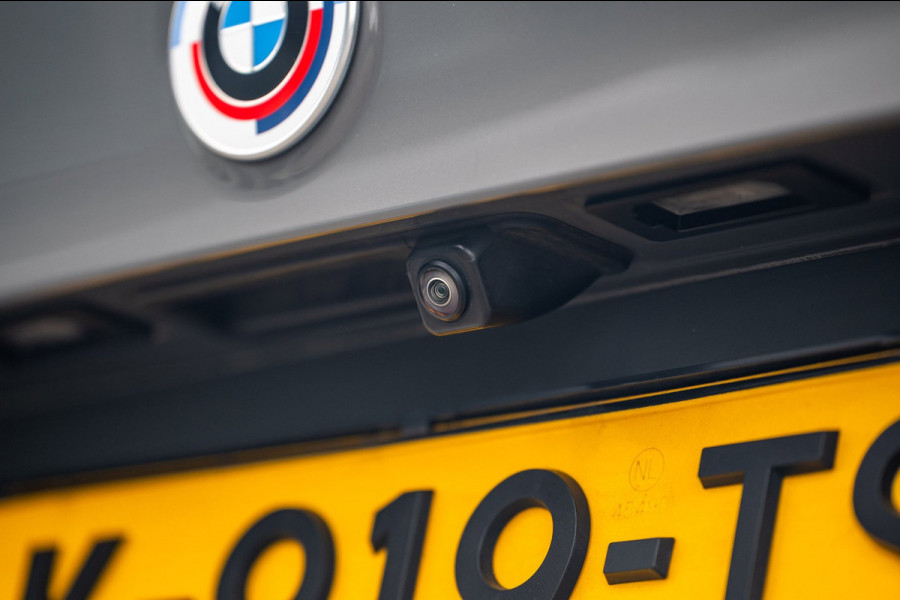 BMW 5 Serie Touring 520d High Executive M-Pakket I Pano I Trekhaak I Laser I