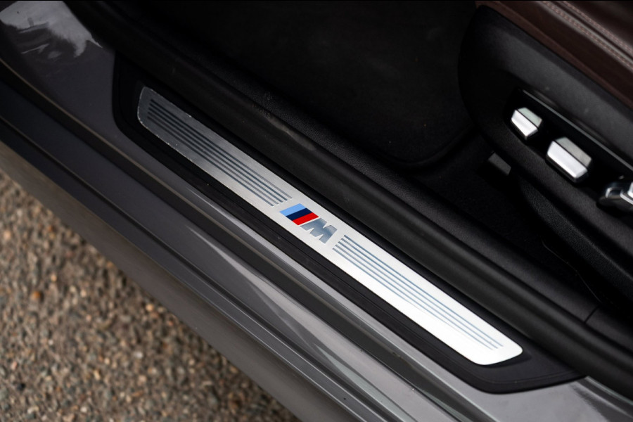 BMW 5 Serie Touring 520d High Executive M-Pakket I Pano I Trekhaak I Laser I