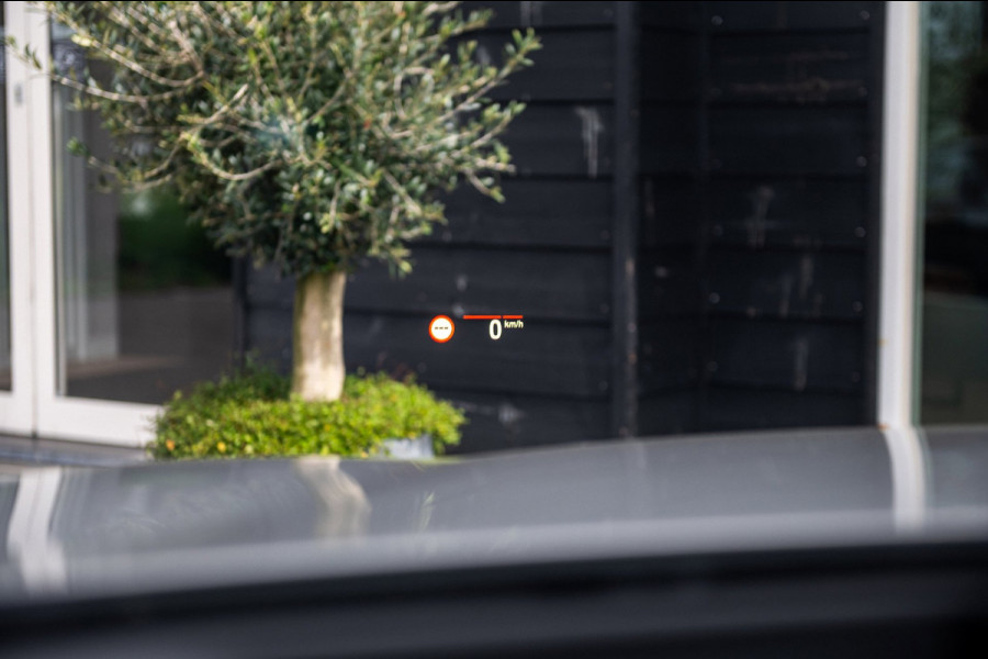 BMW 5 Serie Touring 520d High Executive M-Pakket I Pano I Trekhaak I Laser I