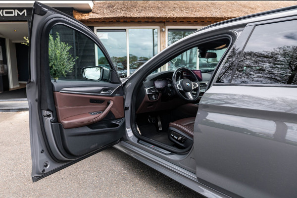 BMW 5 Serie Touring 520d High Executive M-Pakket I Pano I Trekhaak I Laser I