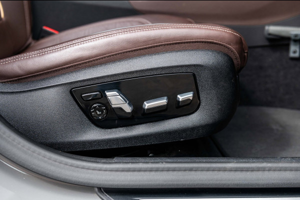 BMW 5 Serie Touring 520d High Executive M-Pakket I Pano I Trekhaak I Laser I
