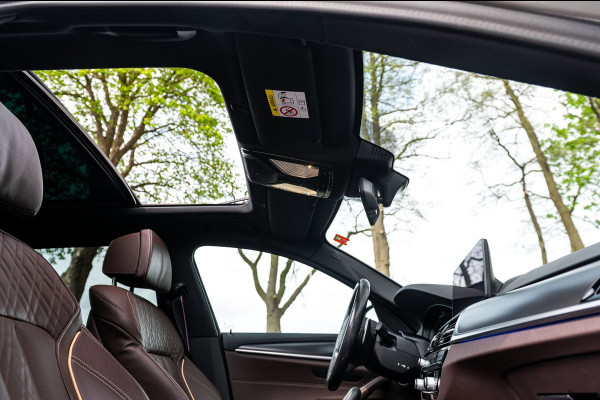 BMW 5 Serie Touring 520d High Executive M-Pakket I Pano I Trekhaak I Laser I