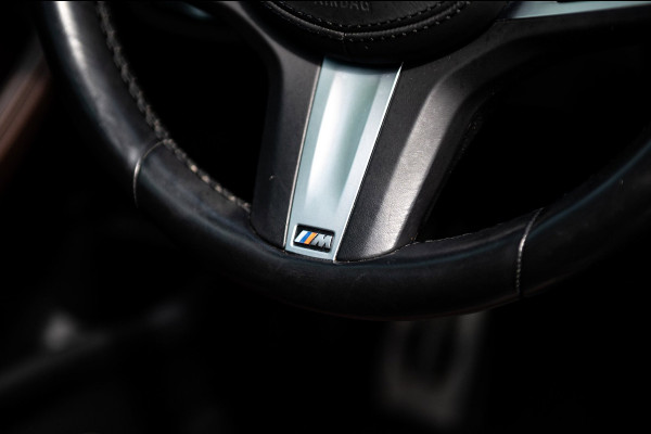 BMW 5 Serie Touring 520d High Executive M-Pakket I Pano I Trekhaak I Laser I