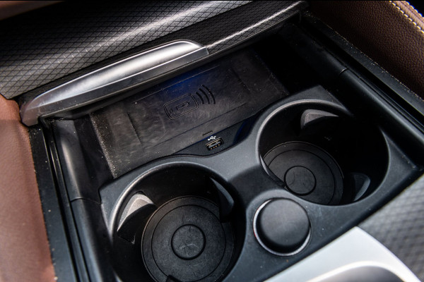 BMW 5 Serie Touring 520d High Executive M-Pakket I Pano I Trekhaak I Laser I