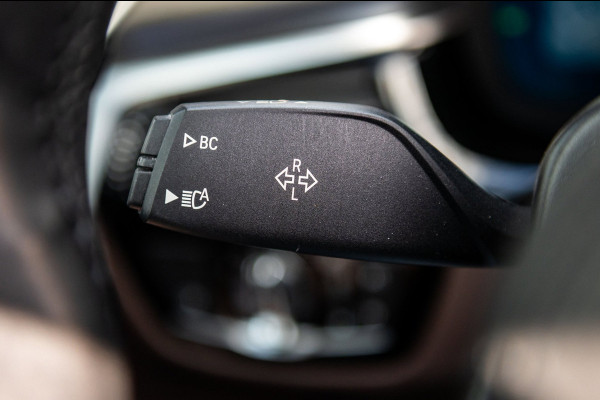 BMW 5 Serie Touring 520d High Executive M-Pakket I Pano I Trekhaak I Laser I