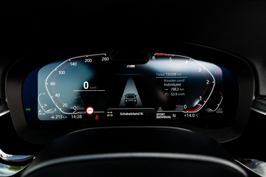 BMW 5 Serie Touring 520d High Executive M-Pakket I Pano I Trekhaak I Laser I