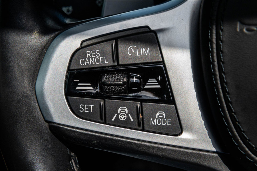 BMW 5 Serie Touring 520d High Executive M-Pakket I Pano I Trekhaak I Laser I