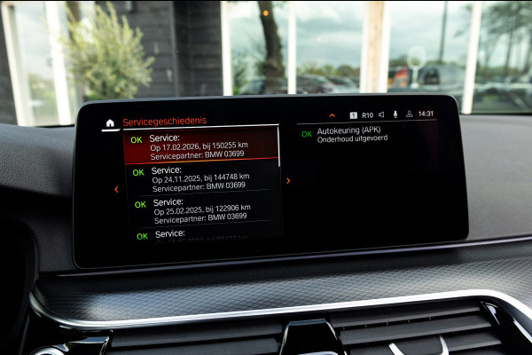 BMW 5 Serie Touring 520d High Executive M-Pakket I Pano I Trekhaak I Laser I