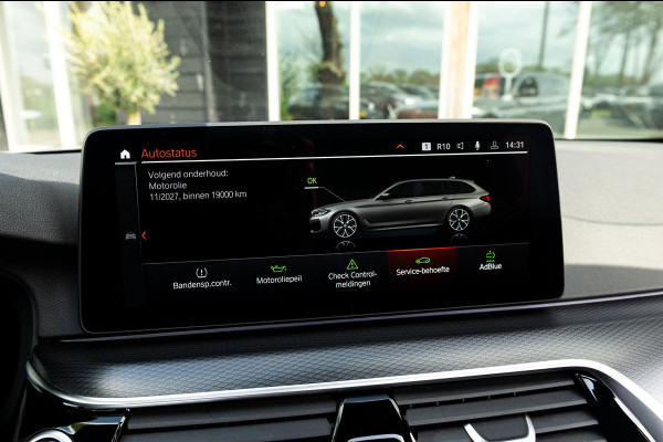 BMW 5 Serie Touring 520d High Executive M-Pakket I Pano I Trekhaak I Laser I